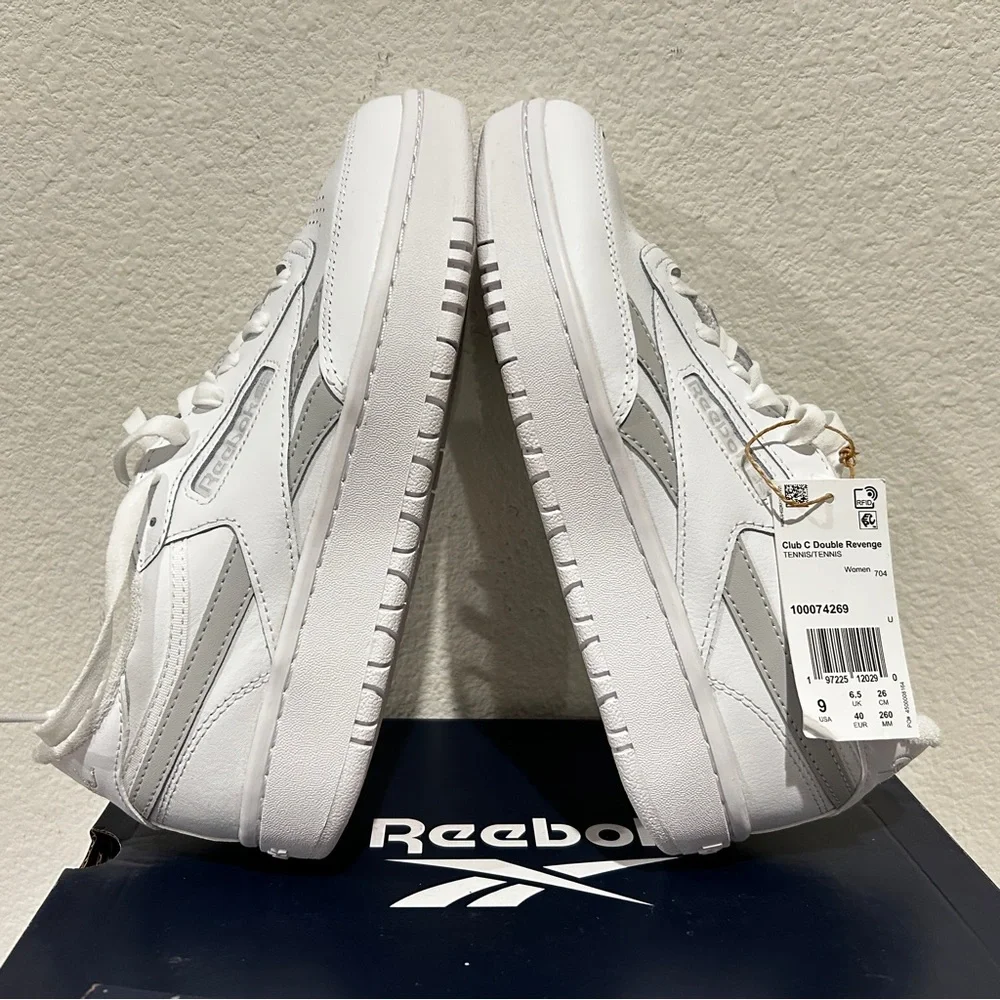 Reebok Women Club C Double Revenge low-top sneakers, Size 9, New in Box